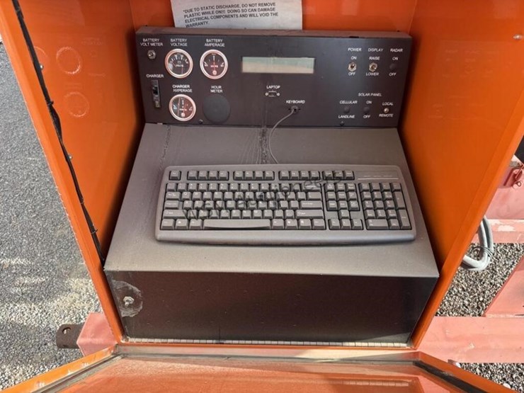 2007-national-signal-345-pcms-towable-message-boar-image-17