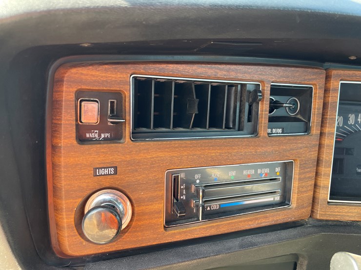 #8218-•-1973-buick-electra-225-coupe-(has-title-in-delay)-(mosinee,-wi)-image-39