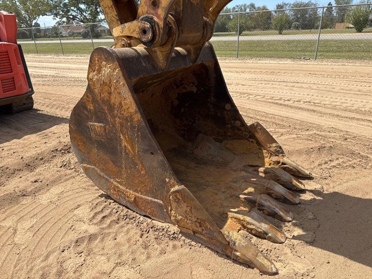 2014-caterpillar-324el-image-26