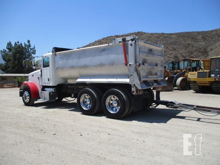 2008-peterbilt-365-image-4