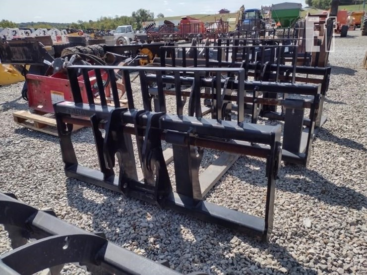 jcb-forklift-assembly-loader-attachments-image-1