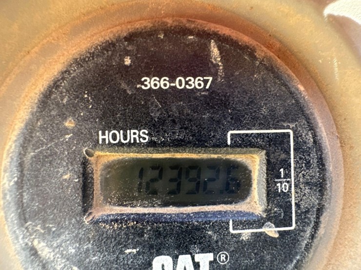2014-caterpillar-336el-image-31