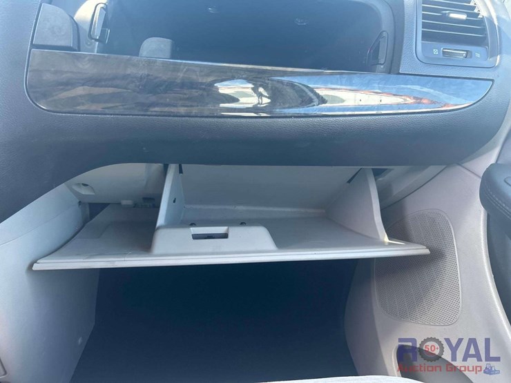 2015-dodge-grand-caravan-image-15