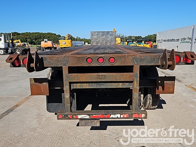 2004-clark-45'-tandem-axle-flatbed-trailer,-gvwr-66,500-lbs-image-7