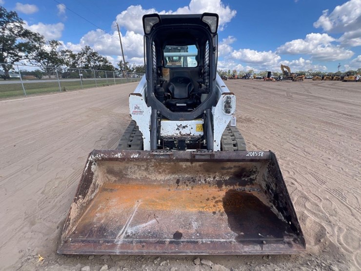 2022-bobcat-t595-image-7