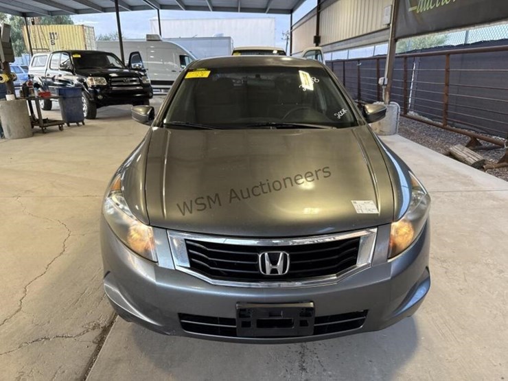 2008-honda-accord-lx-sdn-image-3