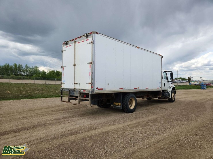 2007-international-durastar-4400-image-4