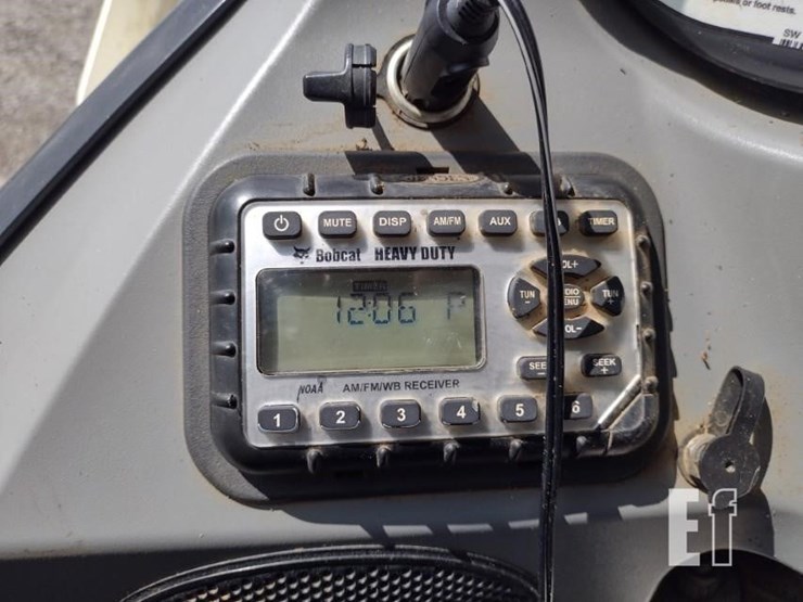 2018-bobcat-t595-image-10