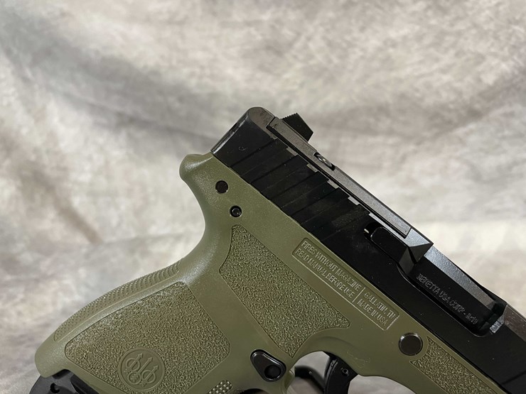 #4785-•-beretta-apx-a1-compact-9mm-luger-pistol,-sn:-axc150906-image-9