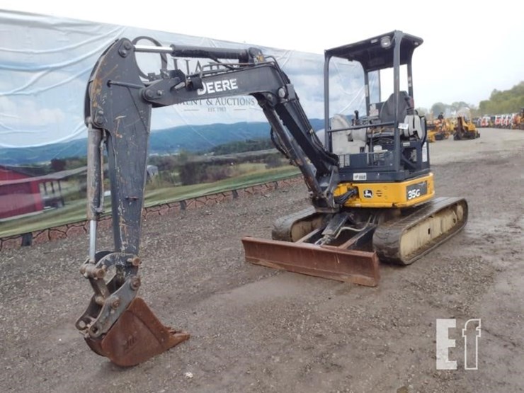 2015-deere-35g-image-46