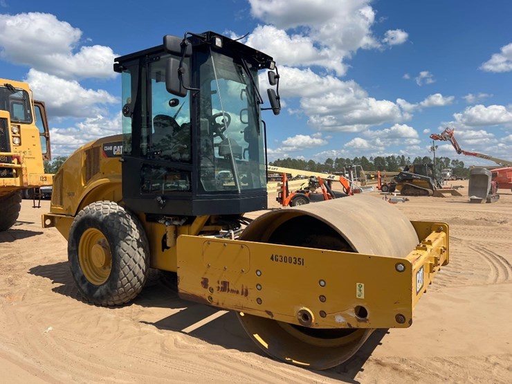 2019-caterpillar-cs44b-image-6