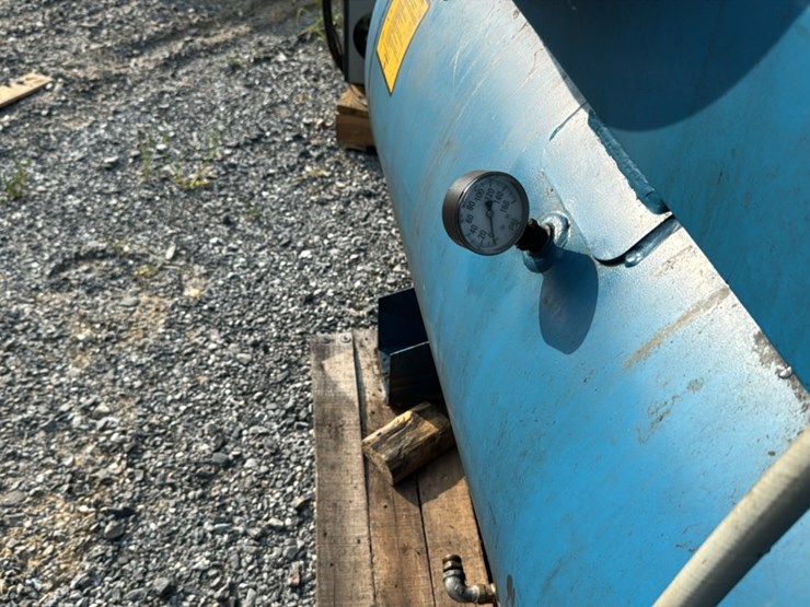 #125-•-quincy-stationary-air-compressor-image-18