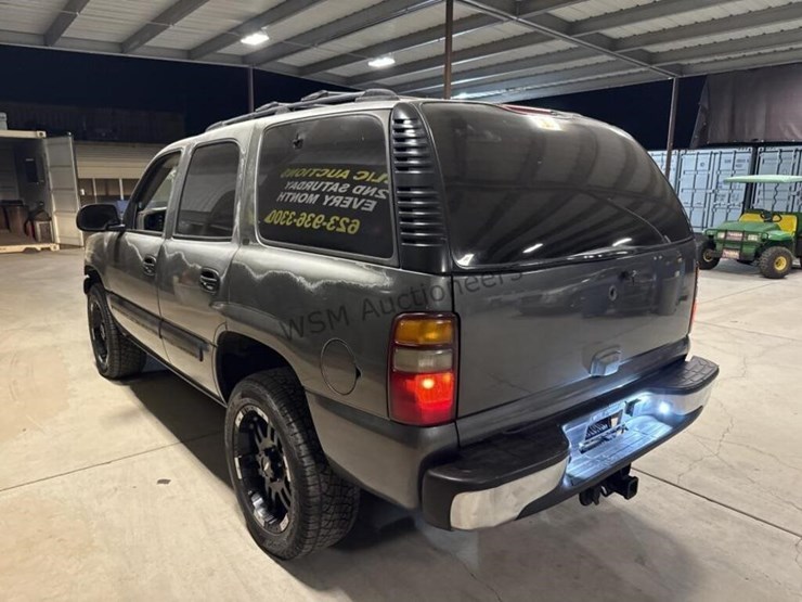 2001-chevrolet-tahoe-image-6