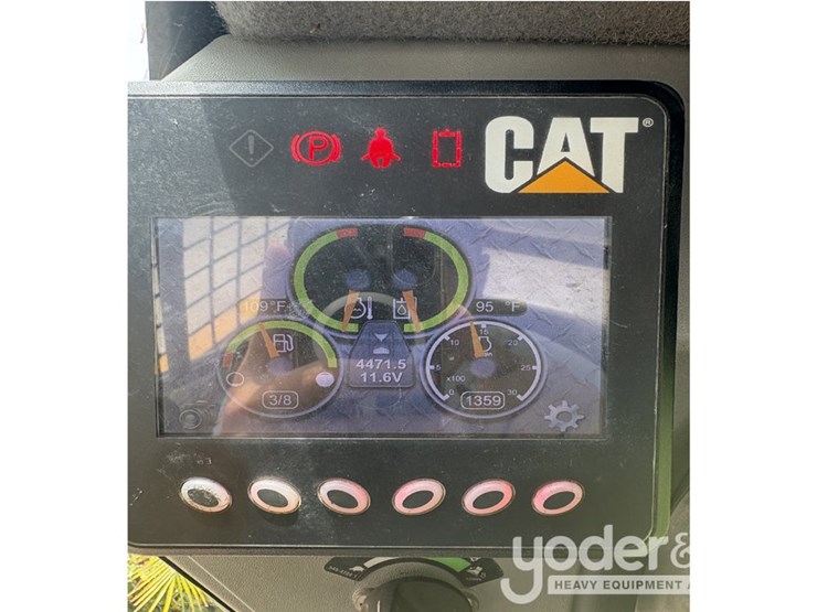 2015-caterpillar-299d-xhp-image-7