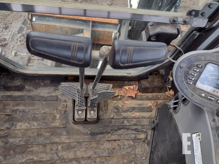 2023-bobcat-e60-image-8