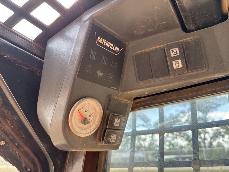 2012-caterpillar-259b3-image-27