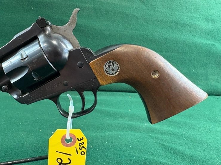ruger-new-model-22cal-revolver-image-3