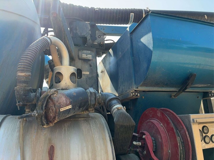 1997-ford-l8501-image-19