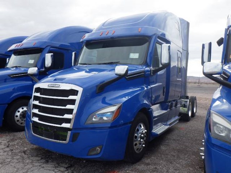 2024-freightliner-cascadia-126-image-1