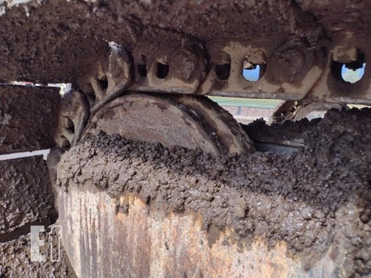 deere-120-image-36