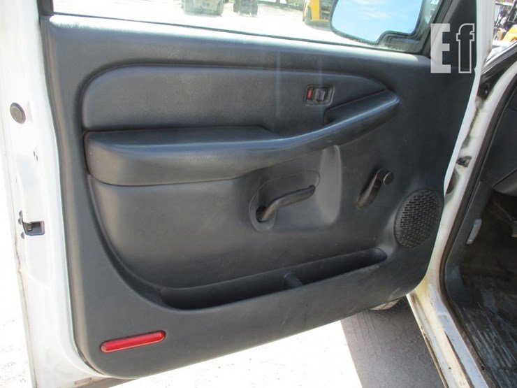 2002-chevrolet-2500-image-11