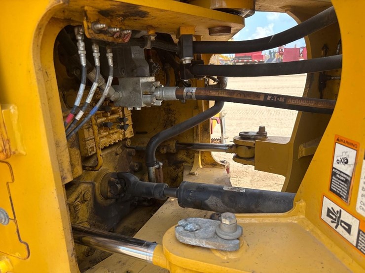 john-deere-444-624---60"-loader-forks-image-17