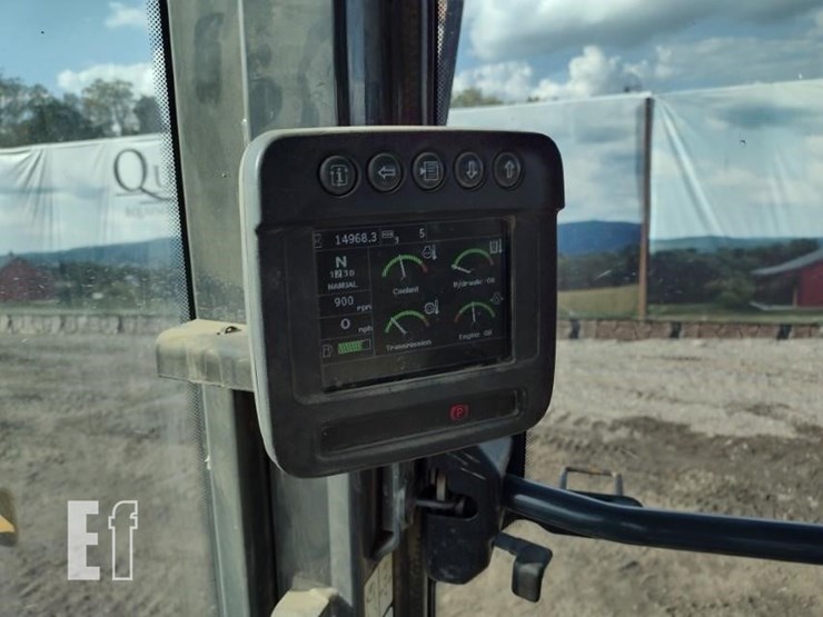 2013-deere-624k-image-8