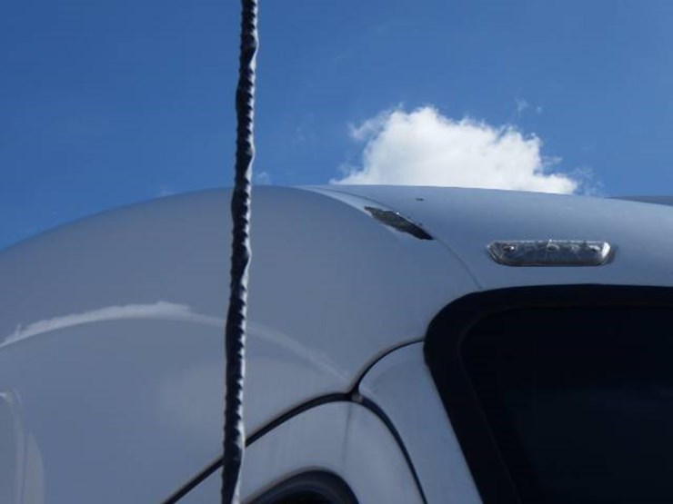 2018-kenworth-t680-image-4