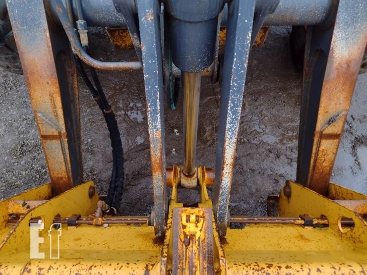 2015-deere-310k-image-20