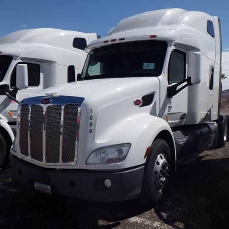 2020 PETERBILT 579