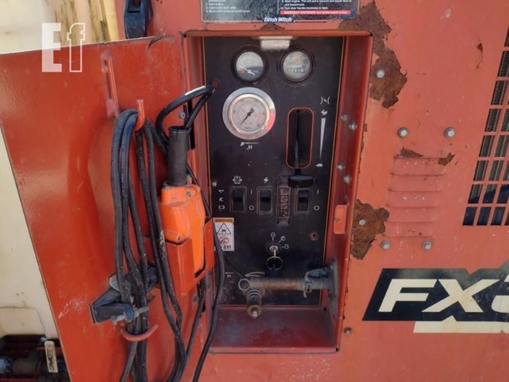 2010-ditch-witch-fx30-image-18