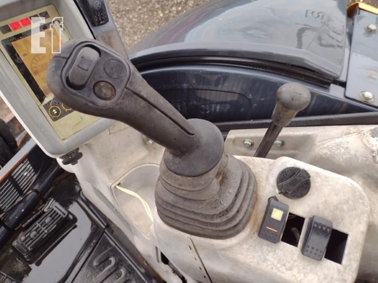 2015-deere-35g-image-9