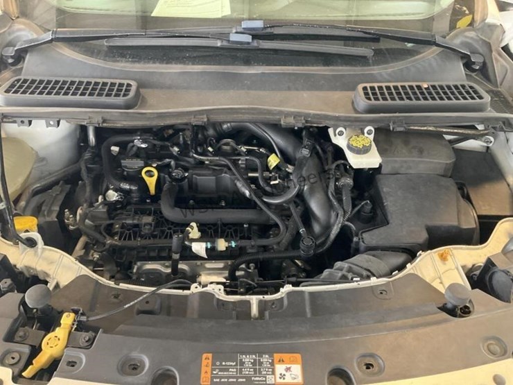 2017-ford-escape-se-image-8