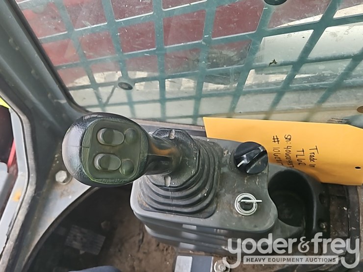 2023-takeuchi-tl6r-image-21