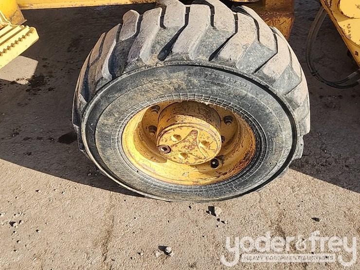 1996-john-deere-310d-image-9