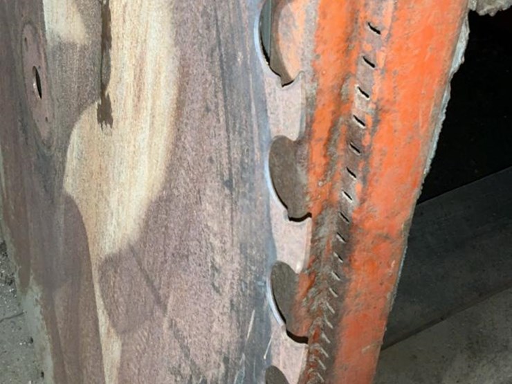 #106-•-saw-blade-image-4