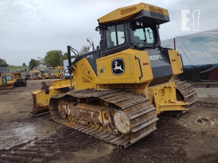 2020-deere-850l-lgp-image-47