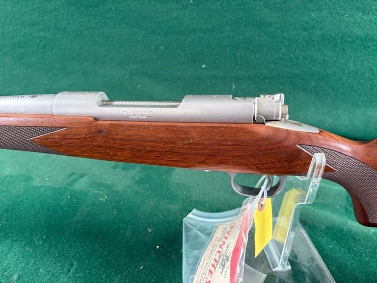 winchester-mdl.70-7mm-rem-mag-rifle-image-13