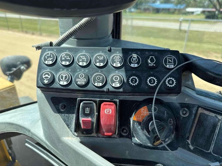 2019-caterpillar-926m-image-28