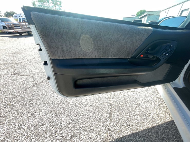 #6877-•-2000-chevy-camaro-z28-(has-wi-title)-(neenah,-wi)-image-59