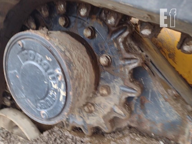 2022-deere-333g-image-18
