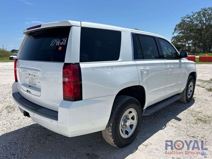 2019-chevrolet-tahoe-image-3