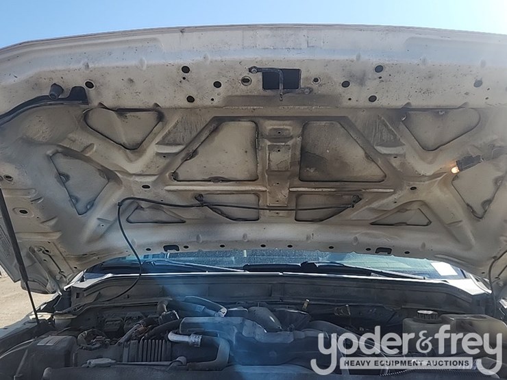 2014-ford-f350-image-38