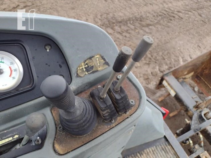 2006-caterpillar-416d-image-12
