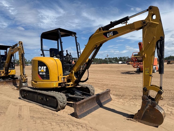2020-caterpillar-303.5e2-cr-image-4