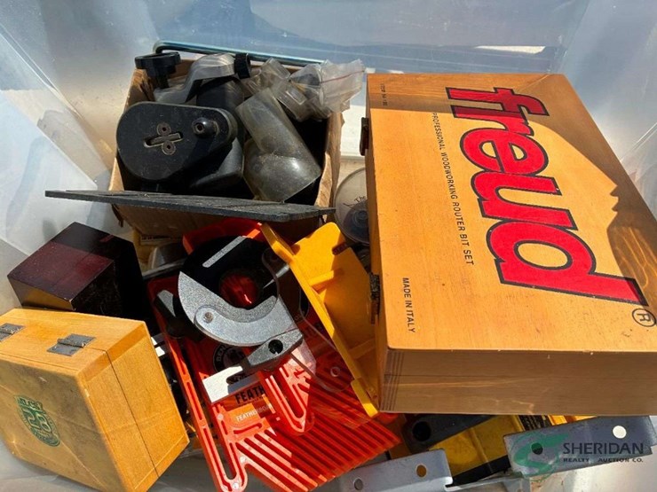 router-cabinet-with-numerous-bits-image-2