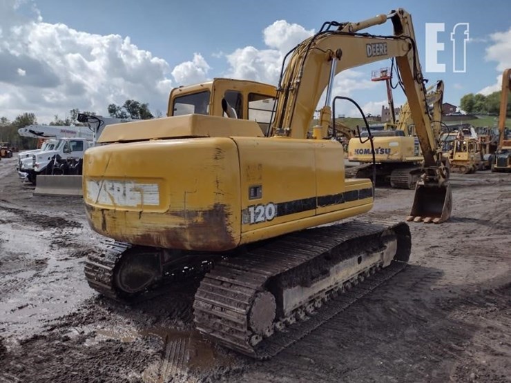 deere-120-image-44