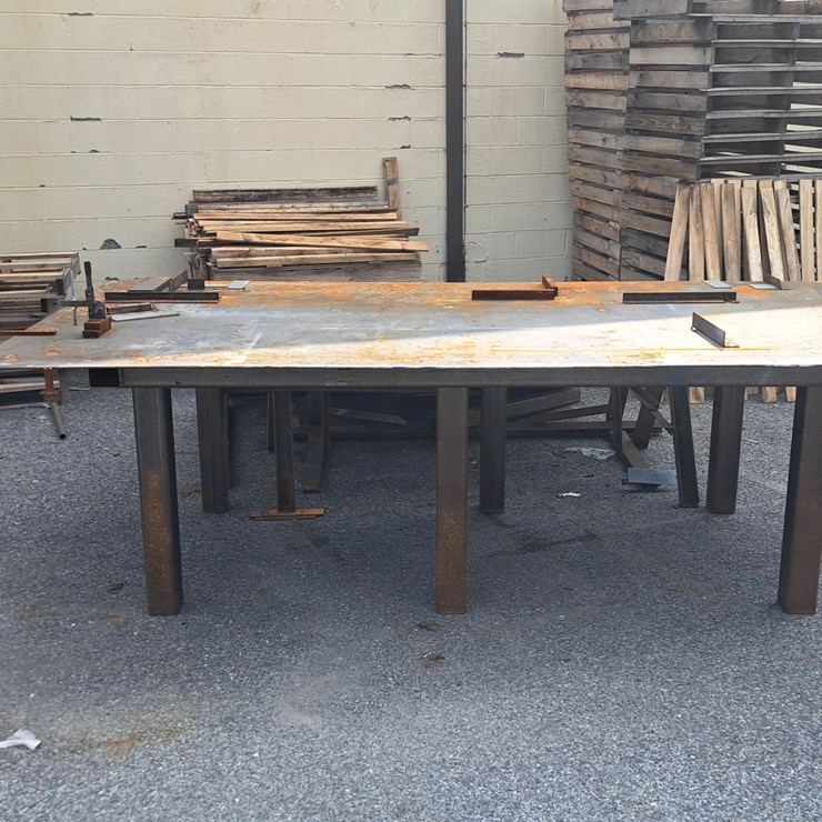 #180 • 10'×5'×3' Steel table