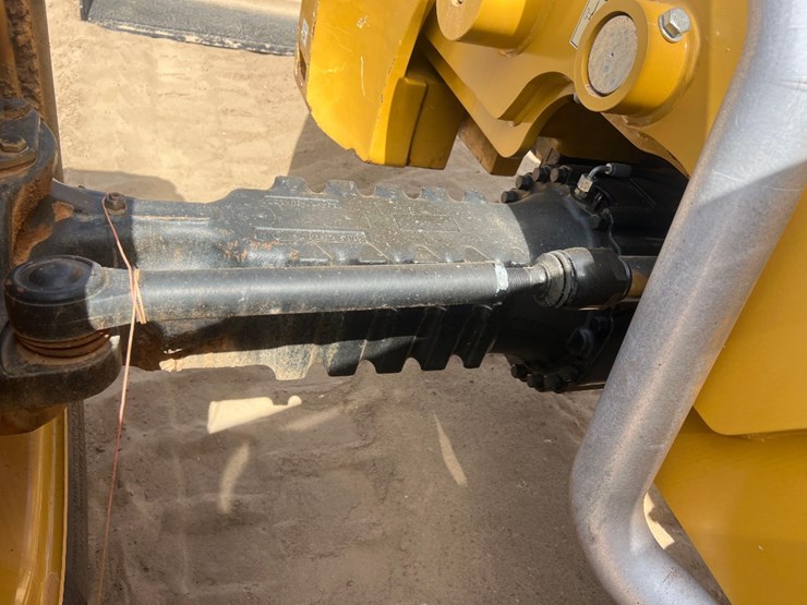 2018-caterpillar-tl1055d-image-20