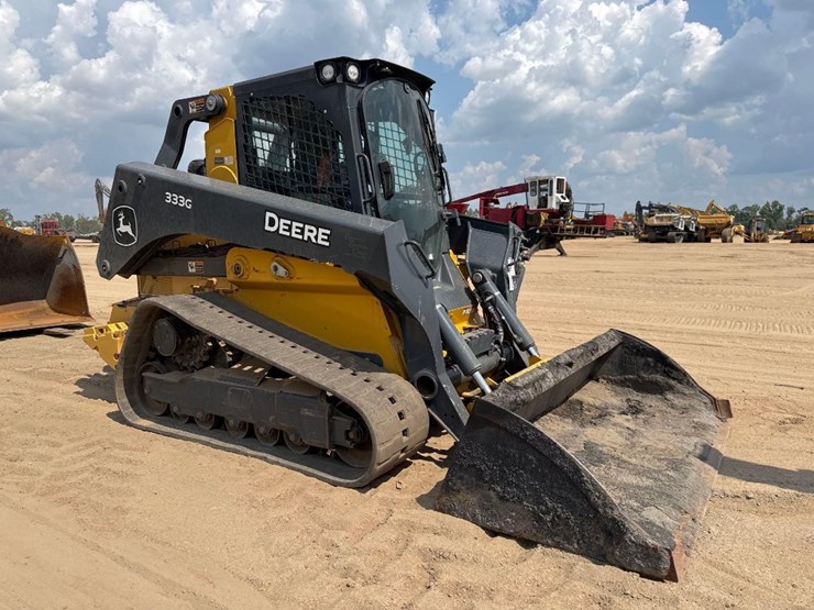 2022-deere-333g-image-4